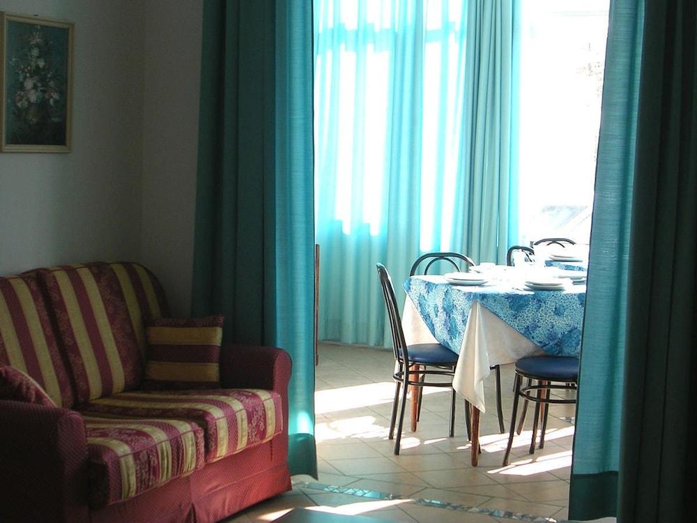 Hotel Savina Rimini Eksteriør billede