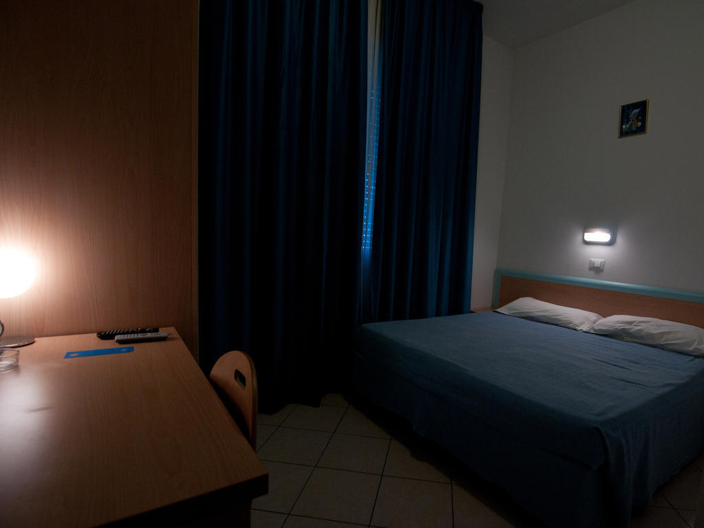 Hotel Savina Rimini Eksteriør billede